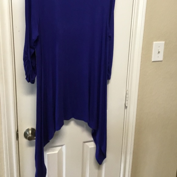 💙🤍LADIES COBALT BLUE TUNIC BLOUSE🤍💙 - Picture 4 of 5